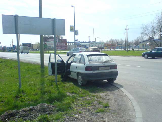 Szab�lytalan trafipax